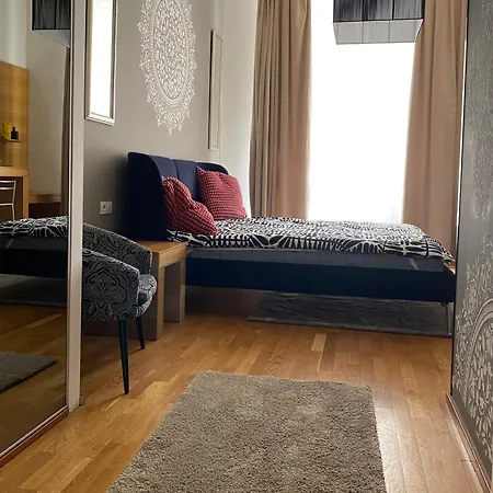 Golem B&B-2