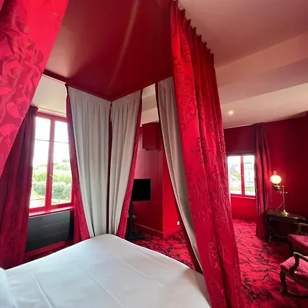Logis Hotel La Maison à Pan De Bois-2