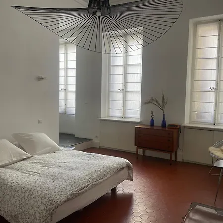 Liberté-2