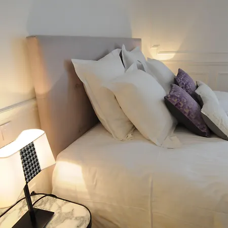 Relais12Bis Bed & Breakfast By Eiffel Tower-3