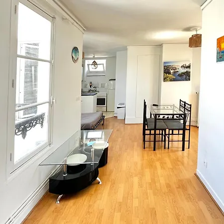 Appartement Paris 16e Passy Tour Eiffel-3