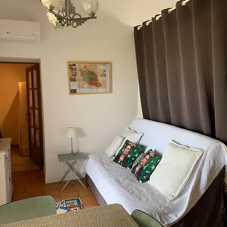 Chambres d'Hôtes et Gîtes Le Mas Mellou-2