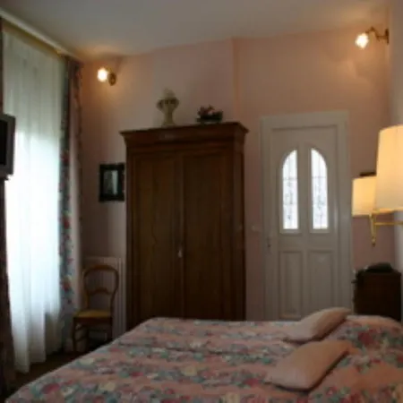 Au Château Des Thermes-2