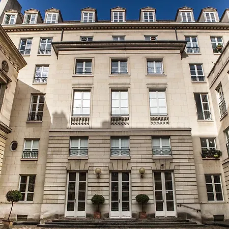 Assia & Nathalie - Luxury B&B Marais-3