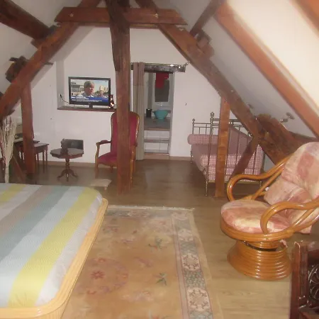 Ferme Historique Jean De La Fontaine et ses chambres d'hôtes Hammam-Spa - 4 étoiles-3