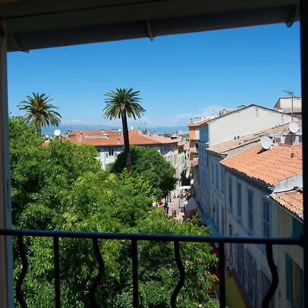 Rue Sade Bed & Breakfast-3