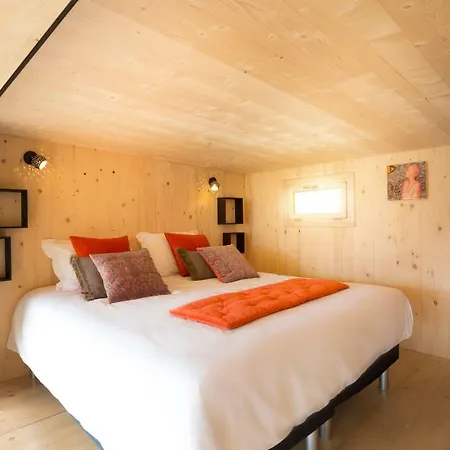 Les Lodges, by Refuges en ville-2