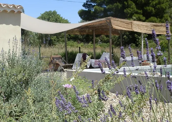 Bed and Breakfast Domaine de Manteau-Bleu à Béziers