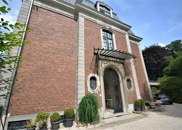 Villa De Noailles Spa