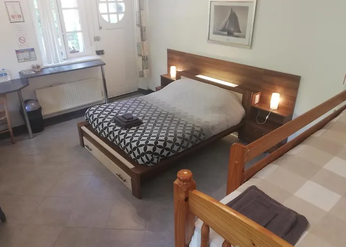 Chambre D'Hotes De La Roche Tremblante Huelgoat