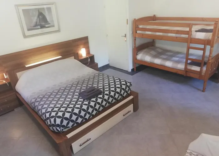Chambre D'Hotes De La Roche Tremblante Huelgoat