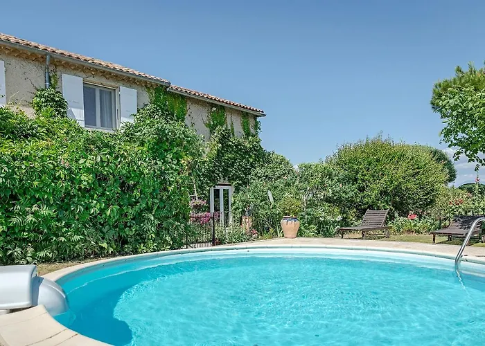 Chambres d'Hôtes et Gîtes Le Mas Mellou Orange 