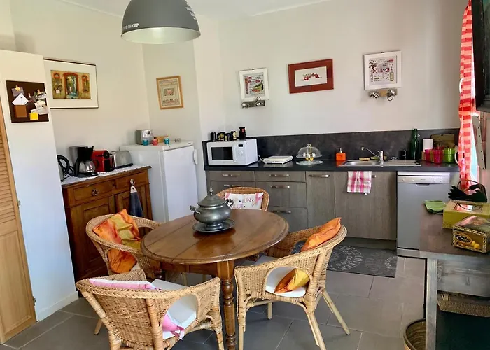 B&B - Chambres D'Hotes Le Foch Avignon