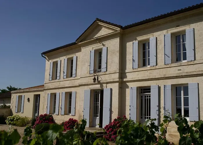 Bed and Breakfast Tournefeuille La Cure à Saint-Émilion