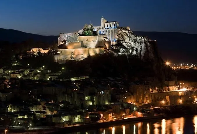 Bed and Breakfast Etxe Laminak à Sisteron