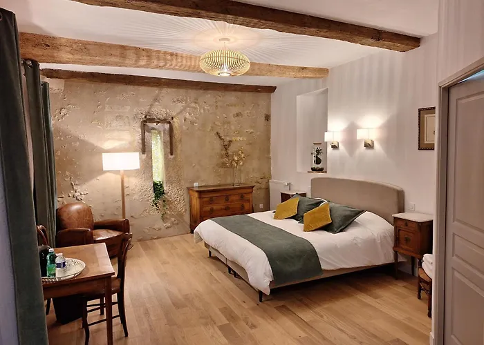 Bed and Breakfast Manoir du Bellay à Montreuil-Bellay