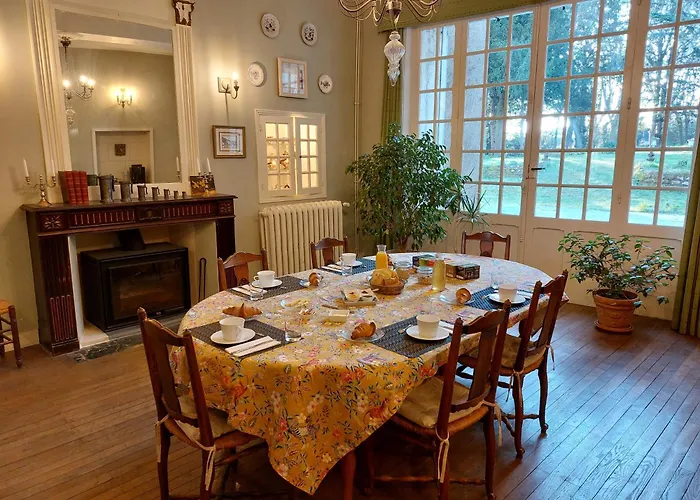 Bed and Breakfast Manoir du Bellay à Montreuil-Bellay