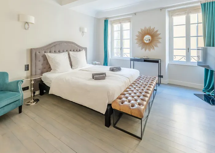 Beau Clocher Saint-Tropez