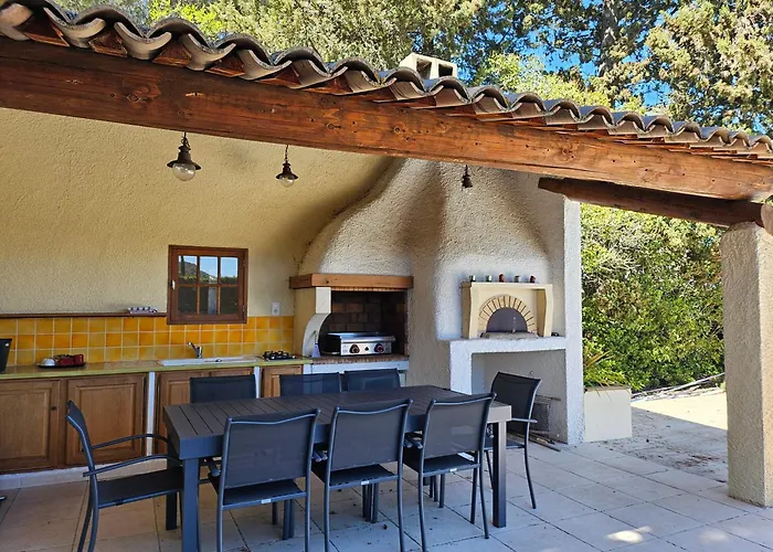 Bed and Breakfast La Luberonne à Lourmarin