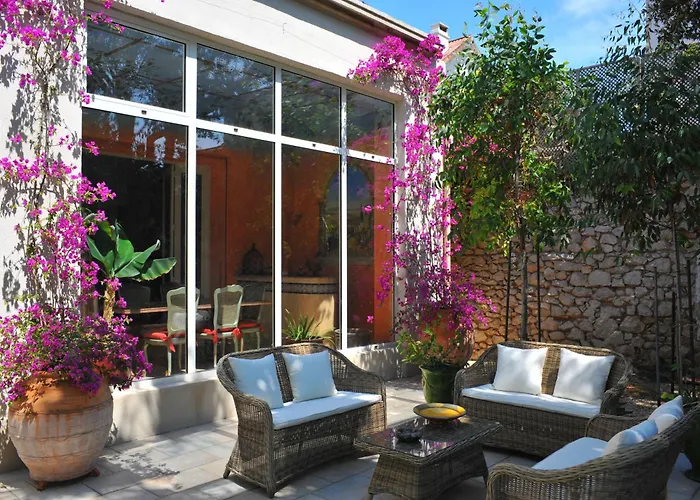 Villa Valflor chambres d'hôtes et appartements Marseille