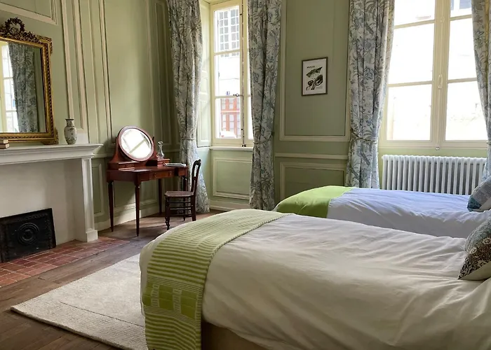 Bed and Breakfast Maison Zola à Saint-Amand-Mont-Rond