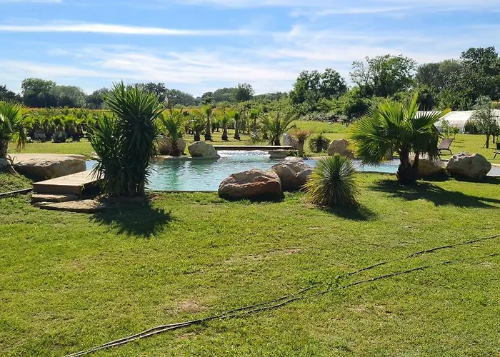 Bed and Breakfast Mas des Cerisiers à Avignon