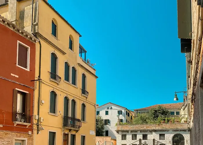 Ca' San Trovaso - 6 Rooms Venise