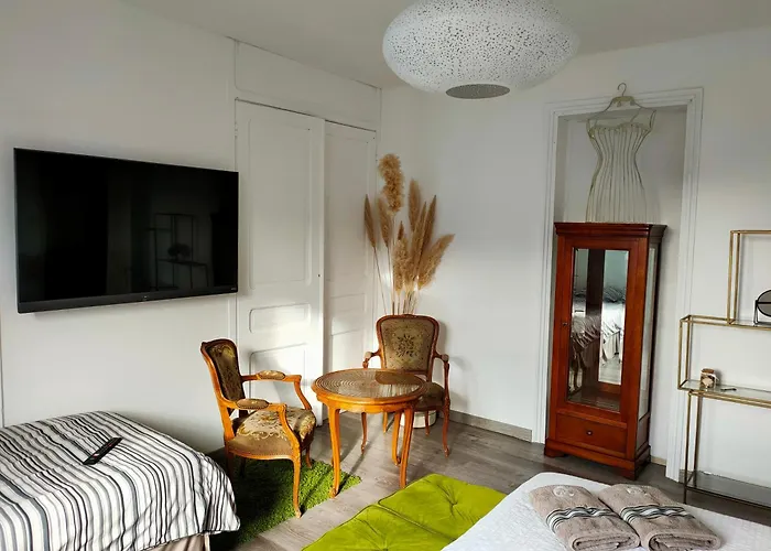 A La Villa Perroy les chambres sont spacieuses et les petit-déjeuners offerts Dunkirk