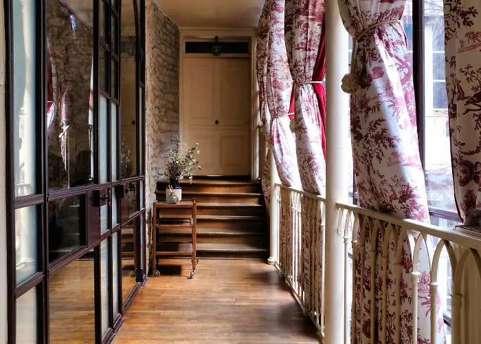 La Verrière - Chambre d'hôtes et gîte de charme Poligny 