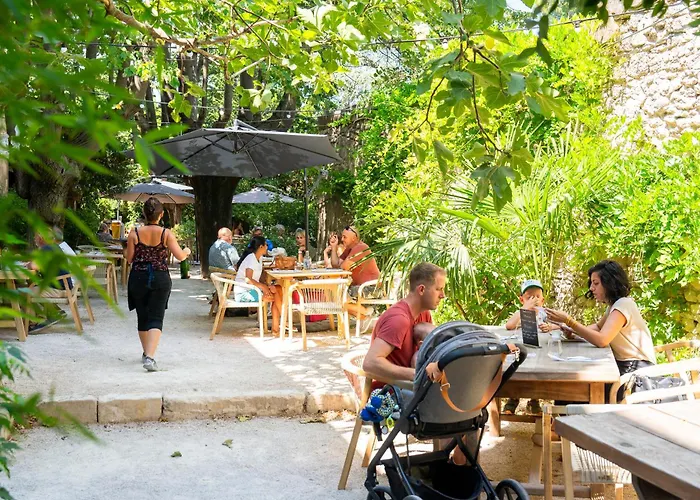 Bed and Breakfast L'Heure Bleue à Villeneuve-lès-Avignon