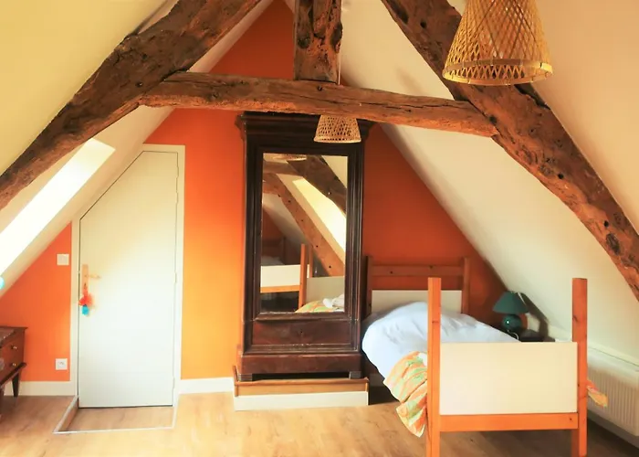 La Vieille Foulonnière : Chambres d'hôtes&Permaculture Pontorson
