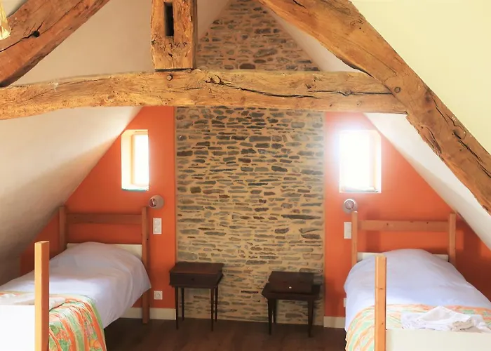 La Vieille Foulonnière : Chambres d'hôtes&Permaculture Pontorson