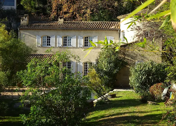 Bed and breakfast Le Mazet de Tourrettes