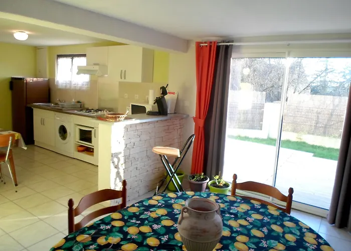 Chambres d'Hôtes Le Clos du Murier Villefranche-de-Rouergue