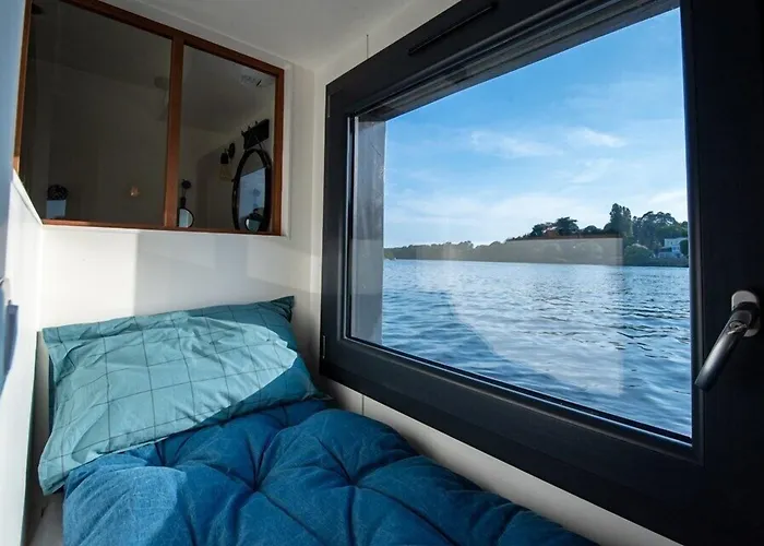 Chambre d'hôteLa Rivière House - Péniche Carpe Diem