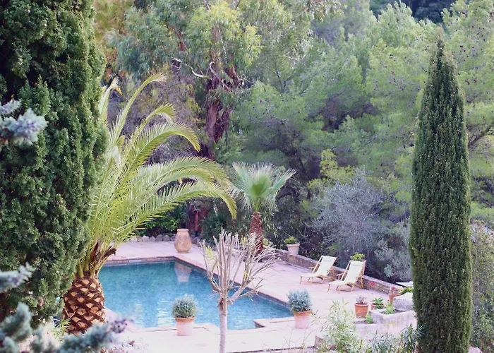 Bed and Breakfast La Bastide du Beausset-Vieux à Le Beausset