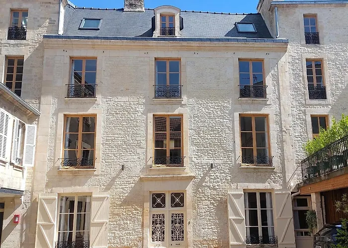 Bed and Breakfast La Demeure Saint Sauveur à Caen