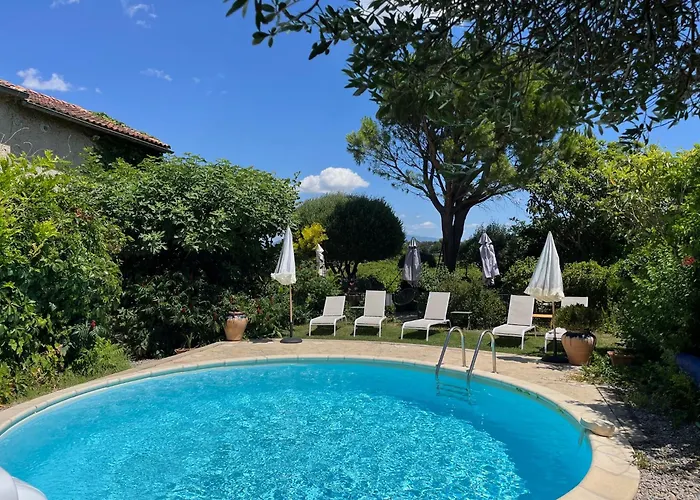 Chambres d'Hôtes et Gîtes Le Mas Mellou Orange 