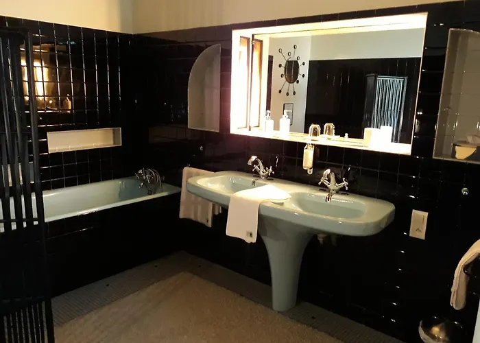 Chambres d'Hôtes Maison La Porte Rouge Niort