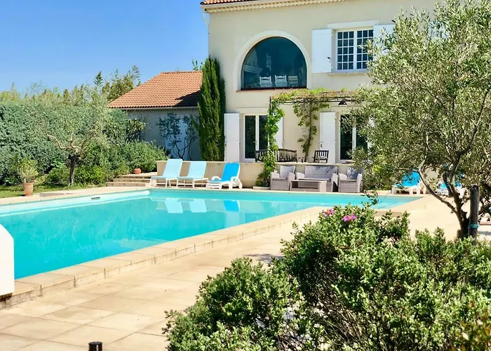 Le clos des vergers LʼIsle-sur-la-Sorgue