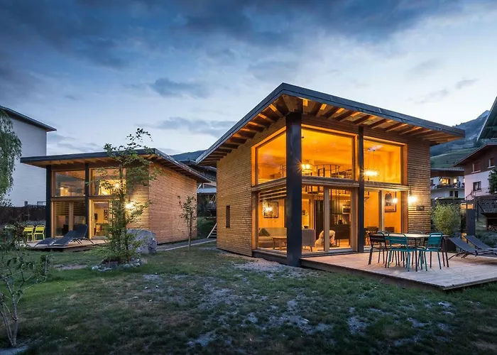 Les Lodges, by Refuges en ville Bourg-Saint-Maurice
