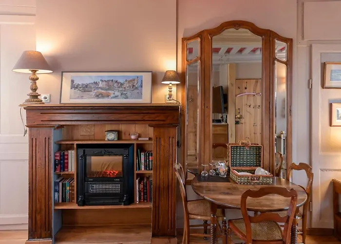 La Maison De Honfleur